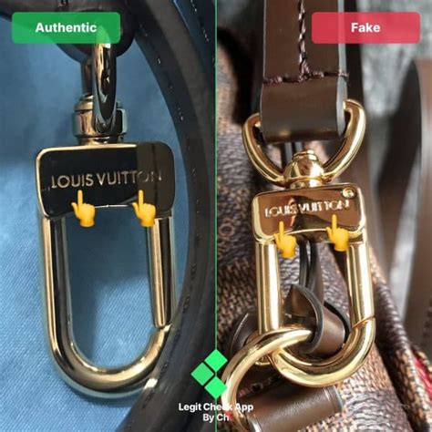 louis vuitton key chain fake